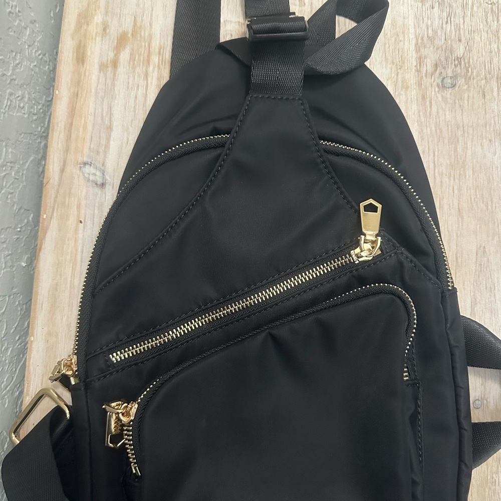 Sol and solene sling backpack in black!